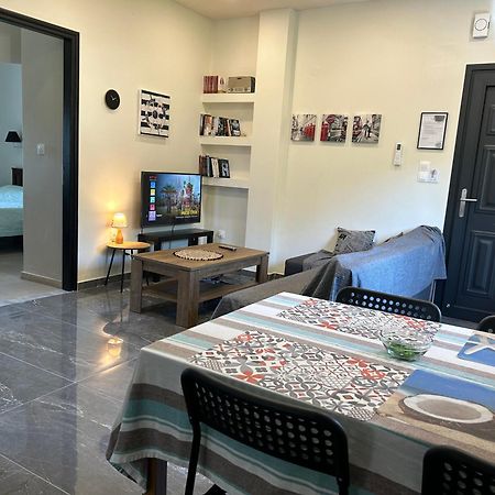 Alexander Apartments Рода Екстериор снимка